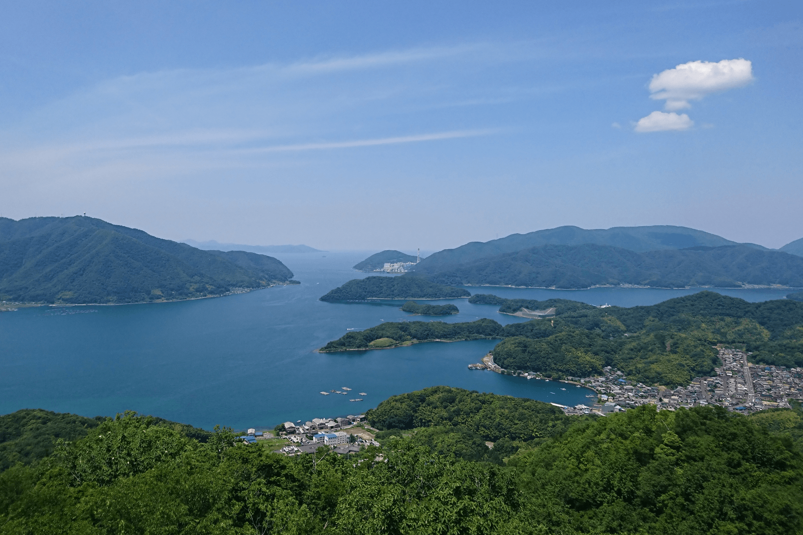 FEATURE 03 この街でずっと、心地よく。地域に根ざした家づくり。